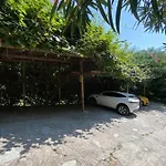 Om-nia Apartman *